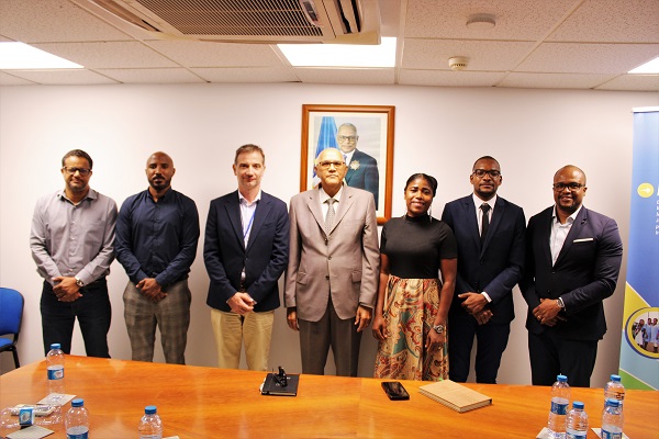 Provedor de Justiça reuniu-se com equipa do Ministério da Justiça de São Tomé